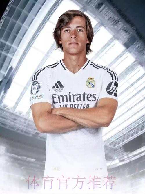 西媒:A费转会谈判无进展 皇马考虑格里马尔多 西媒:A费转会谈判无进展 皇马考虑格里马尔多